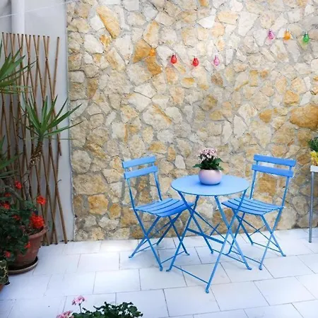 아파트 Blue Courtyard Not Valid 바리